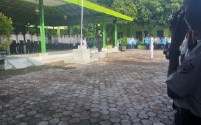 HAB KEMENAG KE 74 DI MTs N 5 SRAGEN